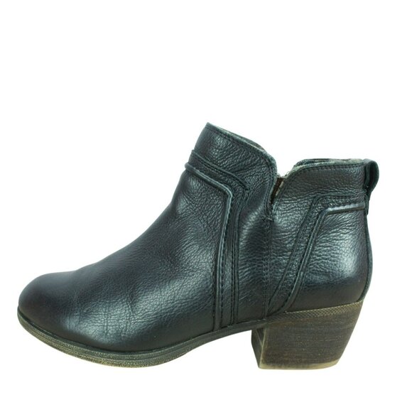 Cobb Hill Anisa Black Leather Stitched Piping V-cut Ankle Boots Size 10 - Picture 1 of 9